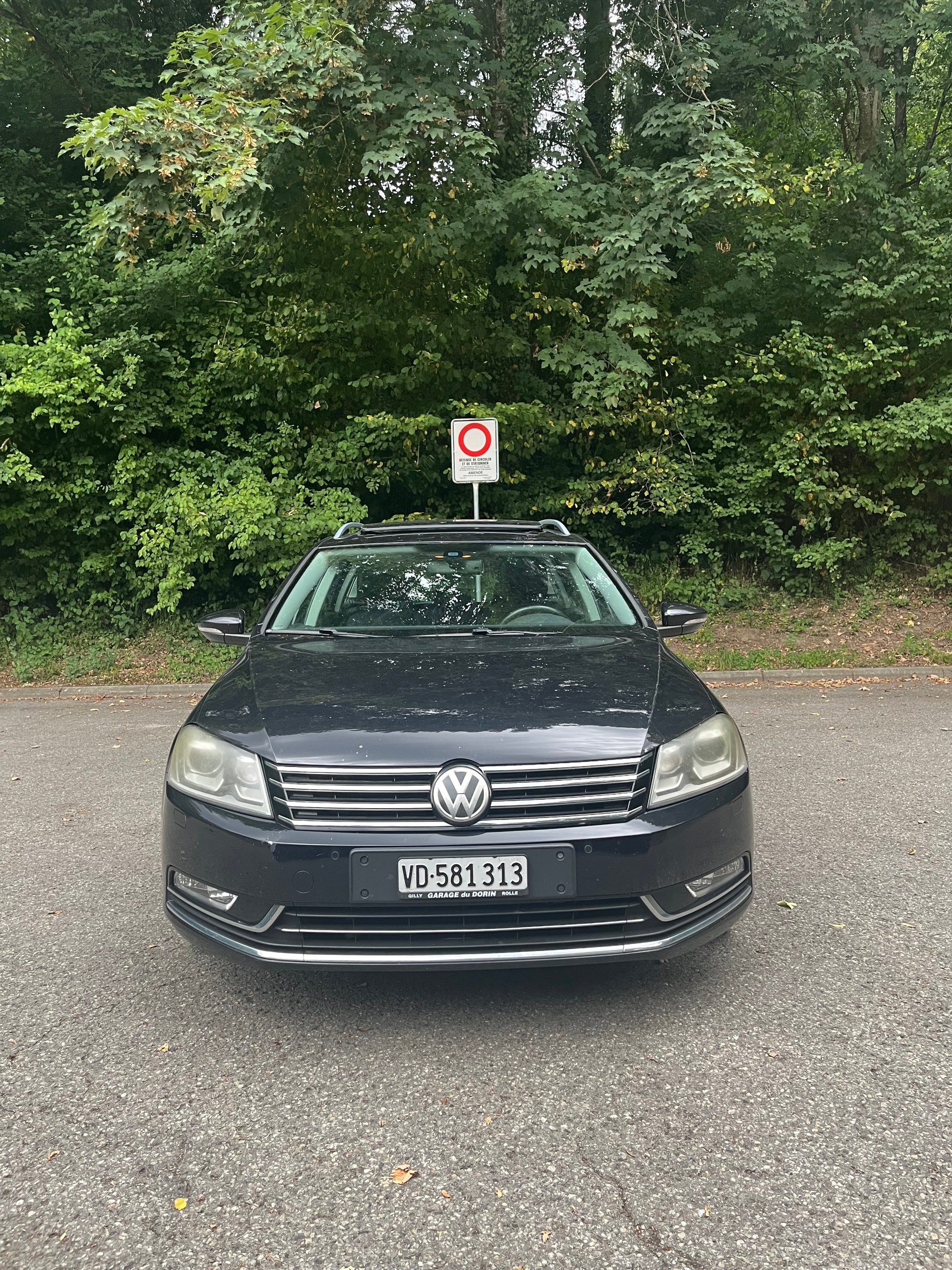 VW Passat Variant 2.0 TDI BMT Trendline-image-1