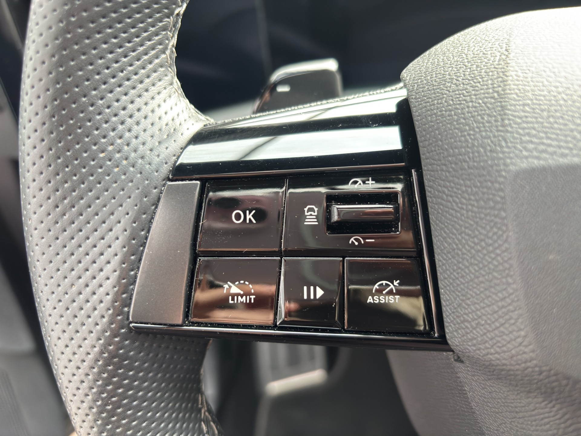 OPEL Astra 1.6 PHEV Turbo GSe A-image-5