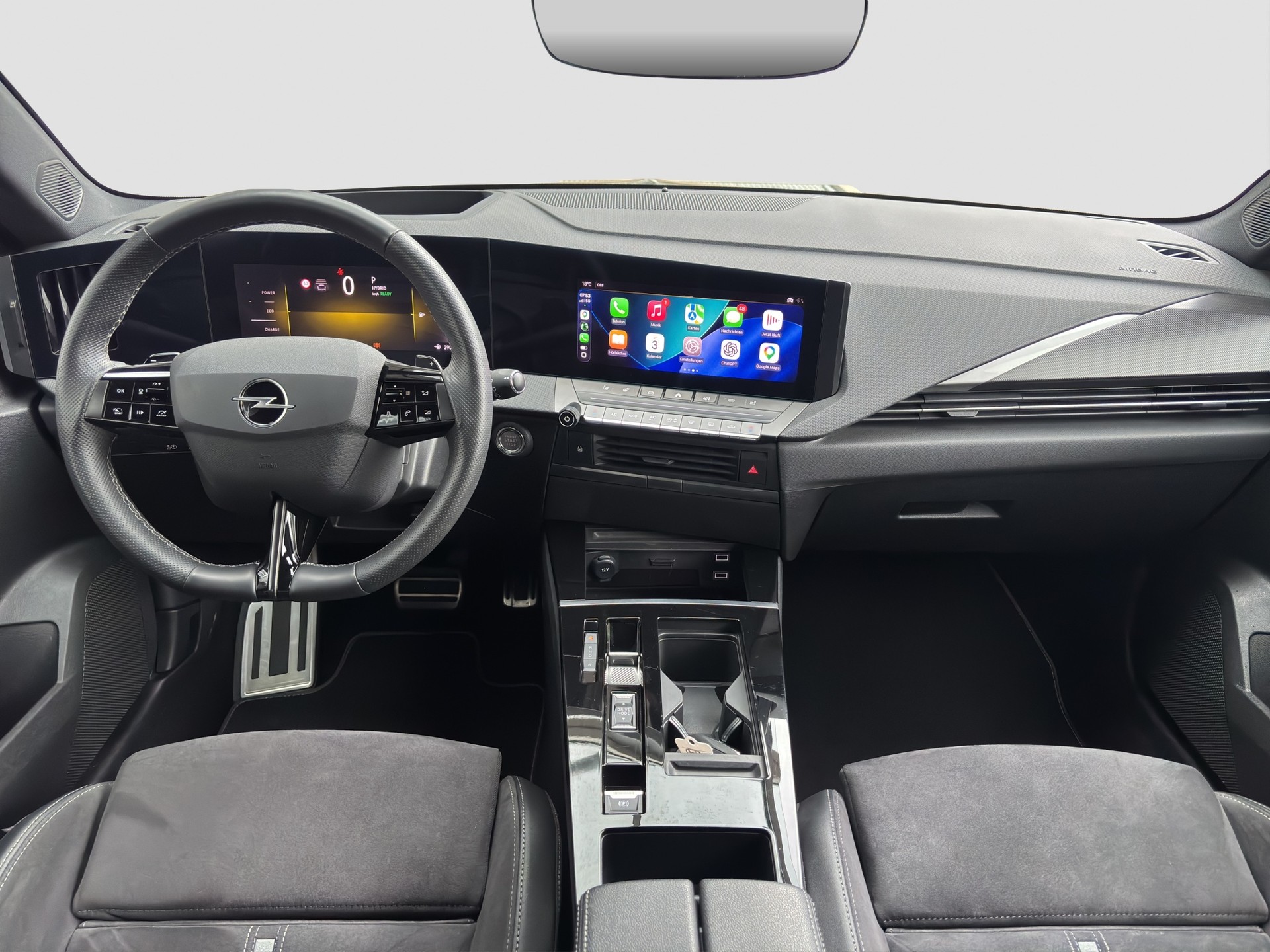 OPEL Astra 1.6 PHEV Turbo GSe A-image-3
