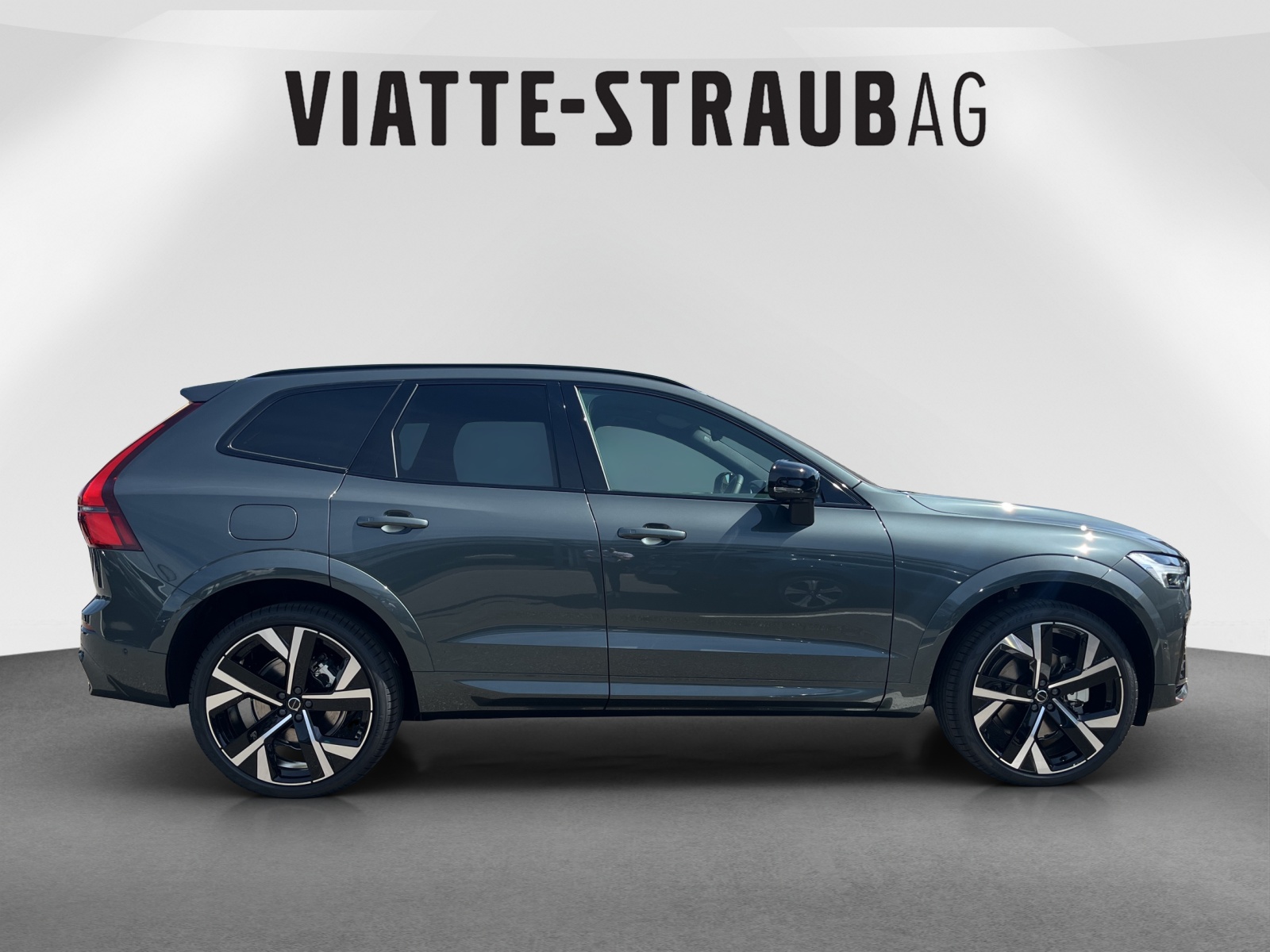 VOLVO XC60 2.0 T6 TE Ultra Dark eAWD-image-5