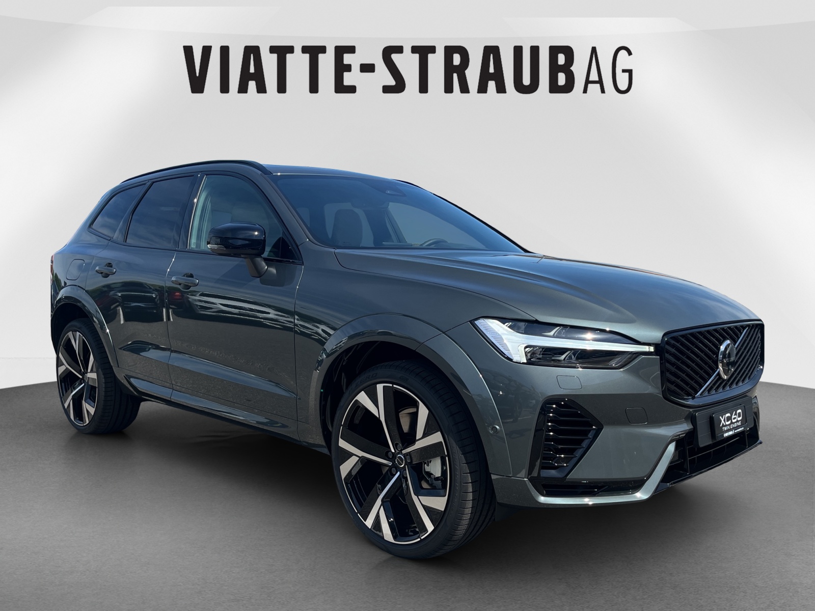 VOLVO XC60 2.0 T6 TE Ultra Dark eAWD-image-6