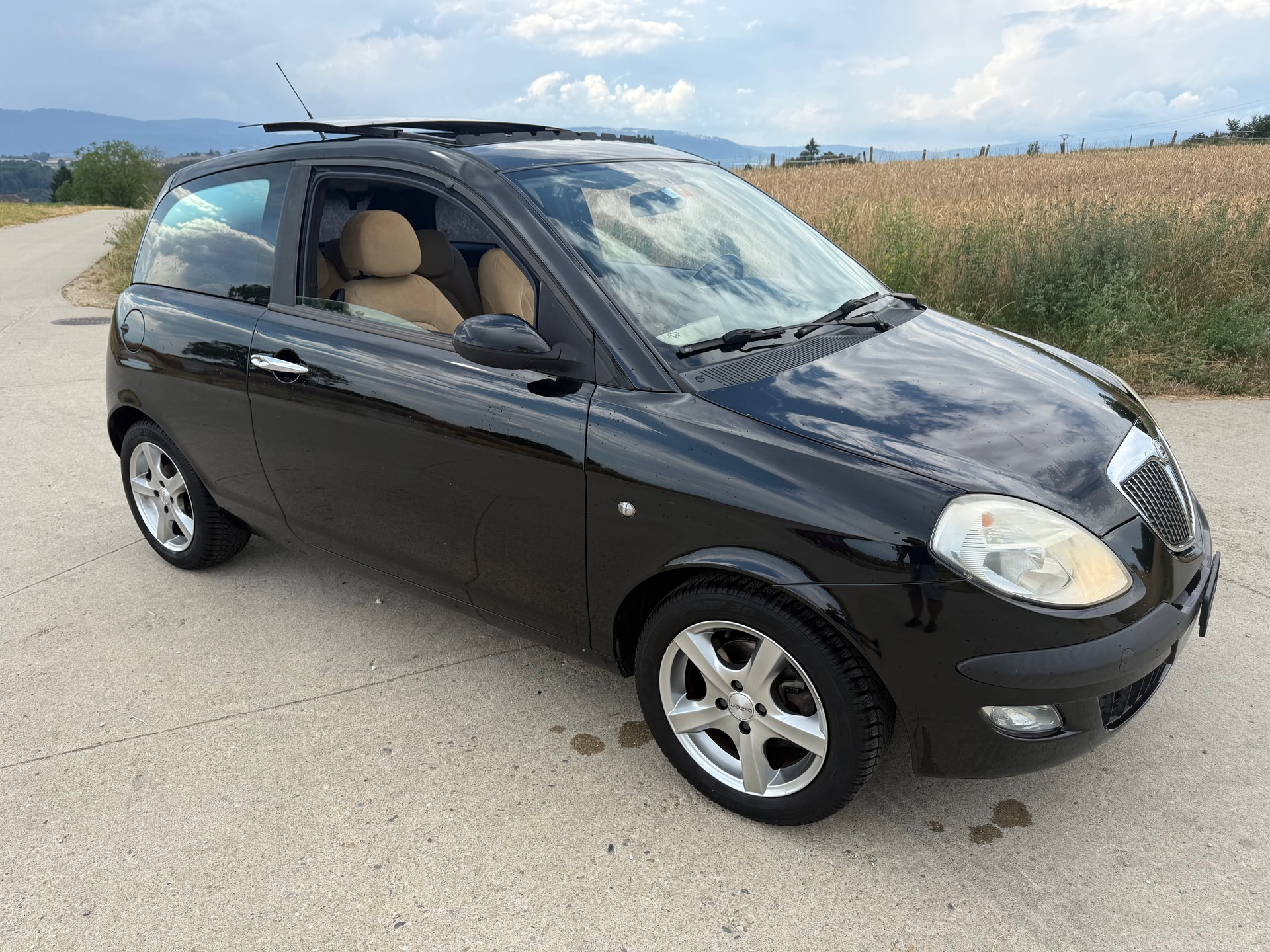 LANCIA Ypsilon 1.4 16V Argento-image-4