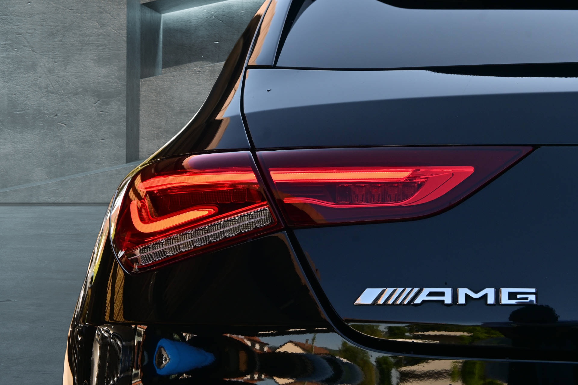 MERCEDES-BENZ CLA 35 AMG 4matic Shooting Brake *Hammer Ausstattung*Gratis Service bis 100'000km*-image-7