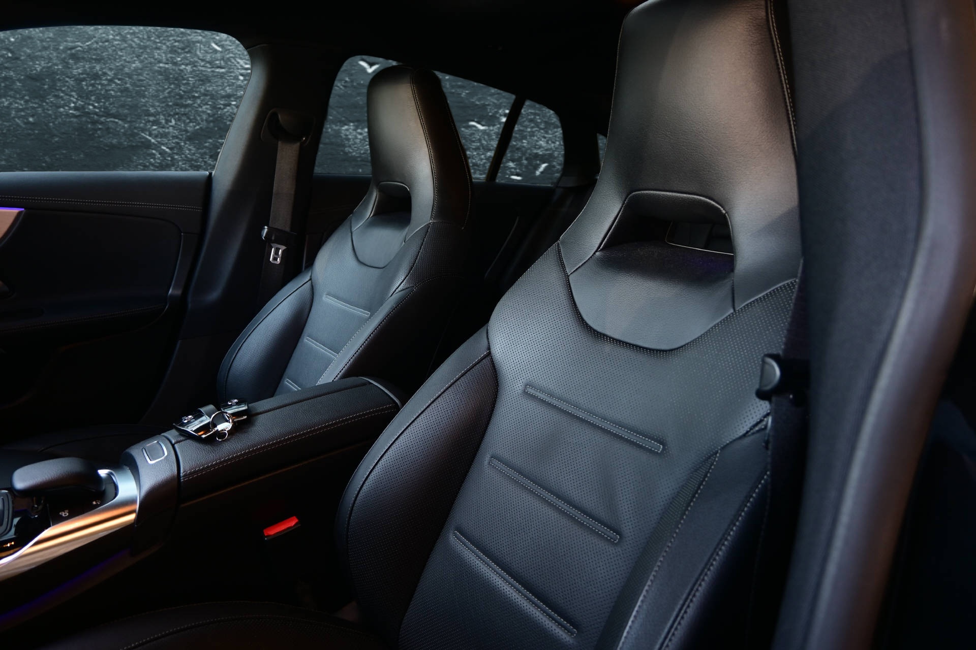 MERCEDES-BENZ CLA 35 AMG 4matic Shooting Brake *Hammer Ausstattung*Gratis Service bis 100'000km*-image-12