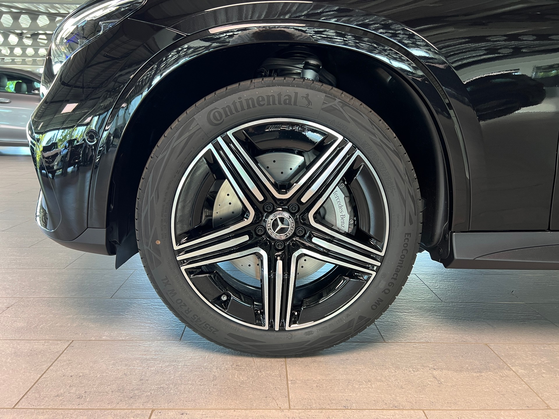 MERCEDES-BENZ GLC 400 e 4Matic EQ Star 9G-Tronic-image-5
