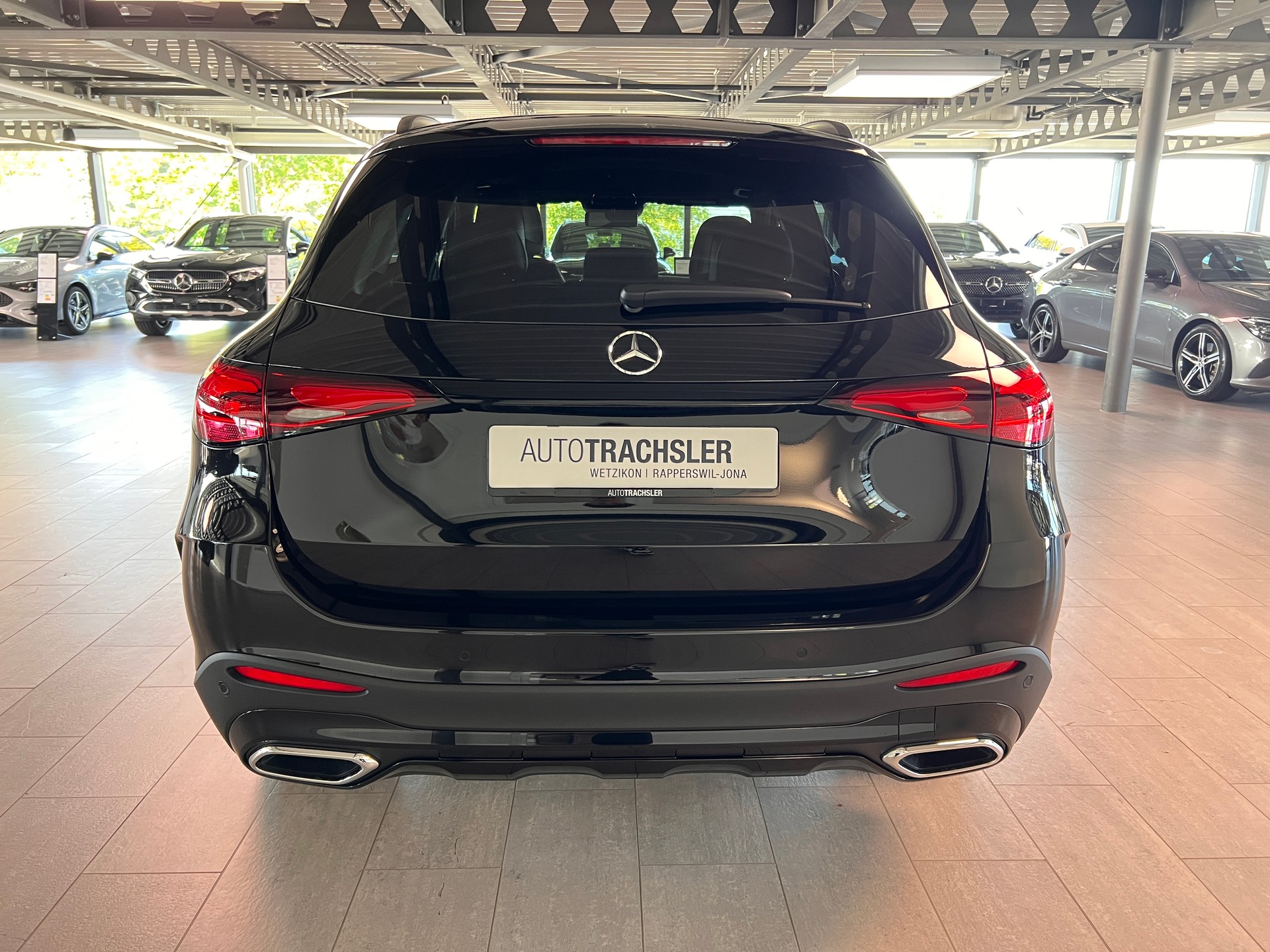 MERCEDES-BENZ GLC 400 e 4Matic EQ Star 9G-Tronic-image-4