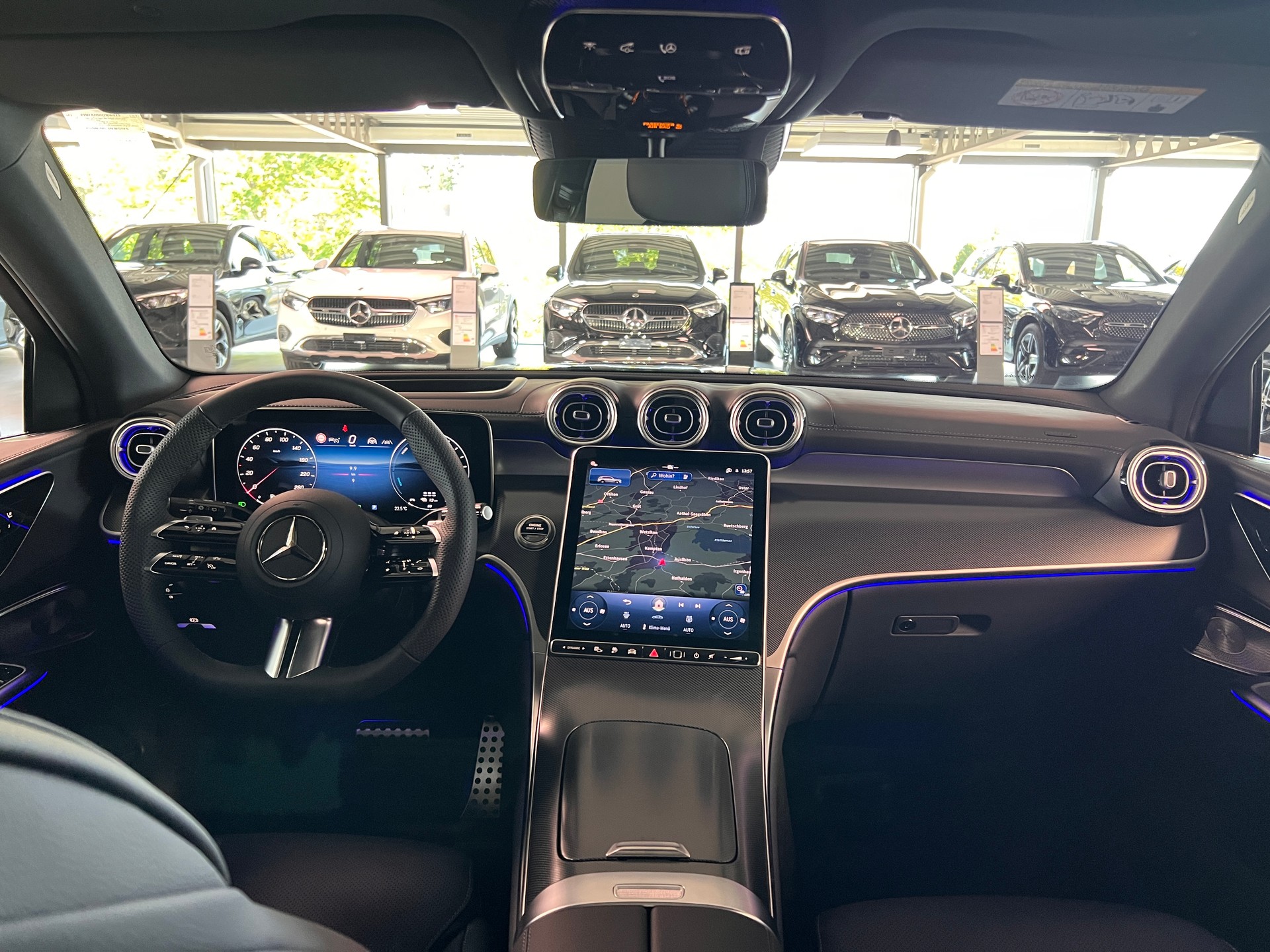 MERCEDES-BENZ GLC 400 e 4Matic EQ Star 9G-Tronic-image-10
