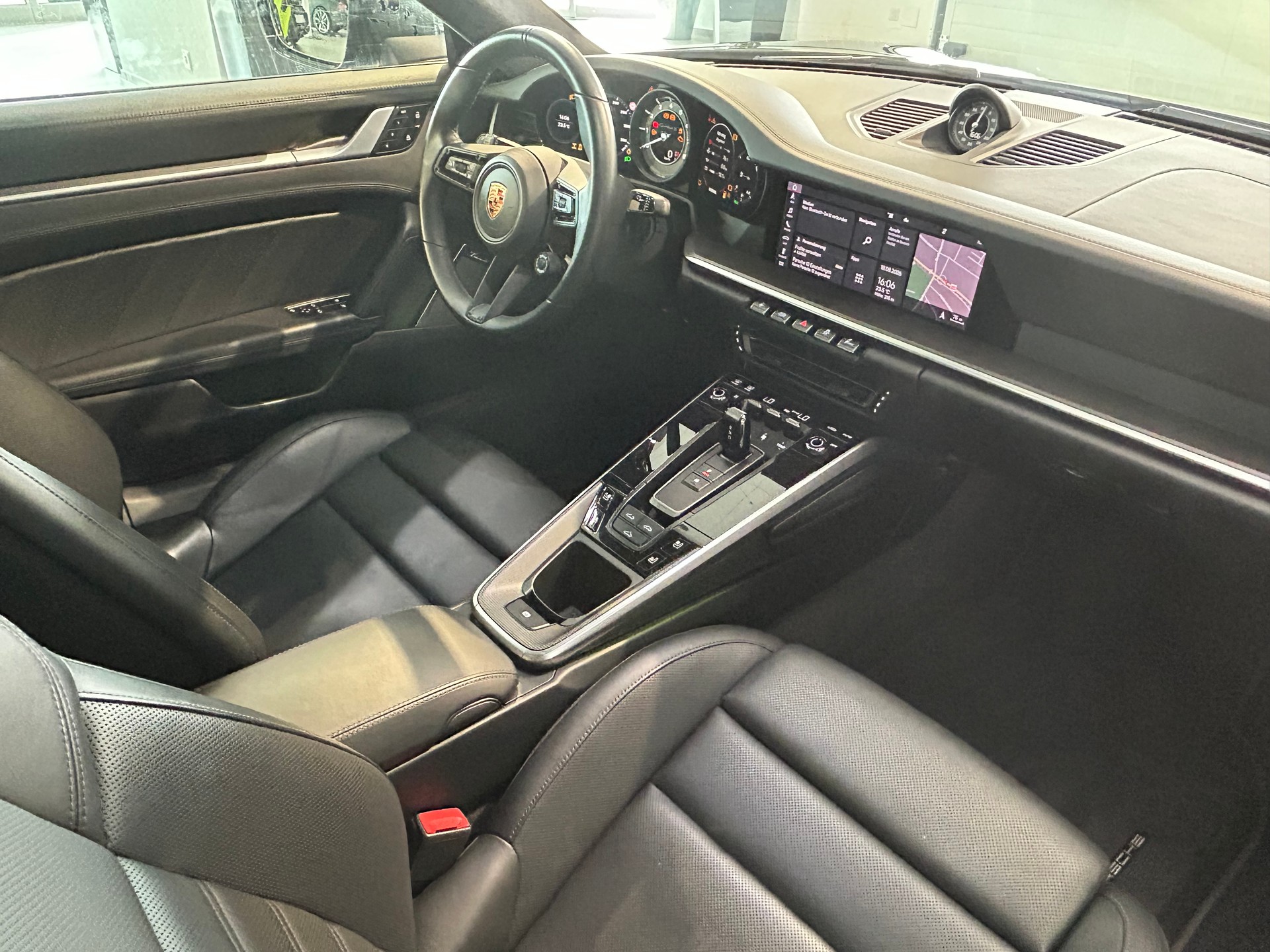 PORSCHE 911 Turbo S PDK-image-13
