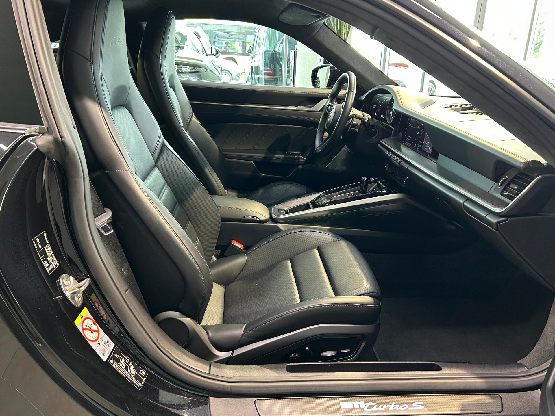PORSCHE 911 Turbo S PDK-image-13