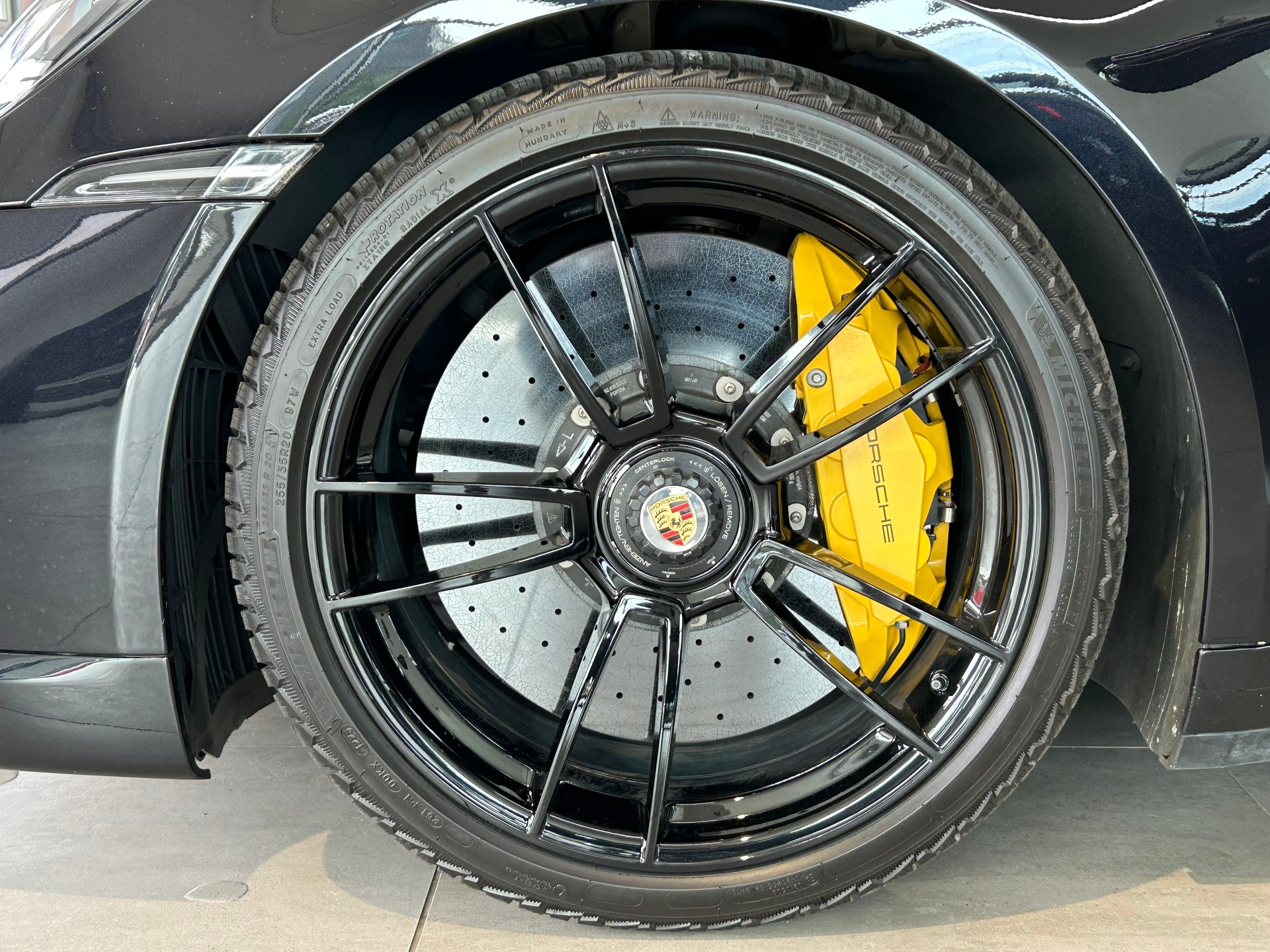 PORSCHE 911 Turbo S PDK-image-8