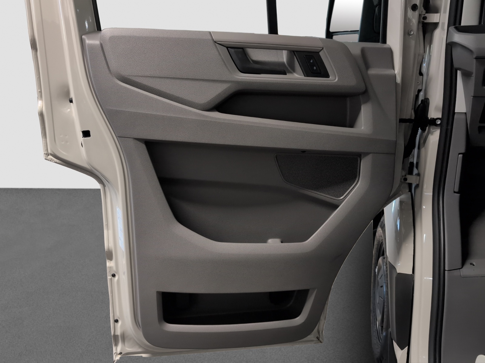 VW Crafter 35 2.0 BiTDI L3 A-image-13