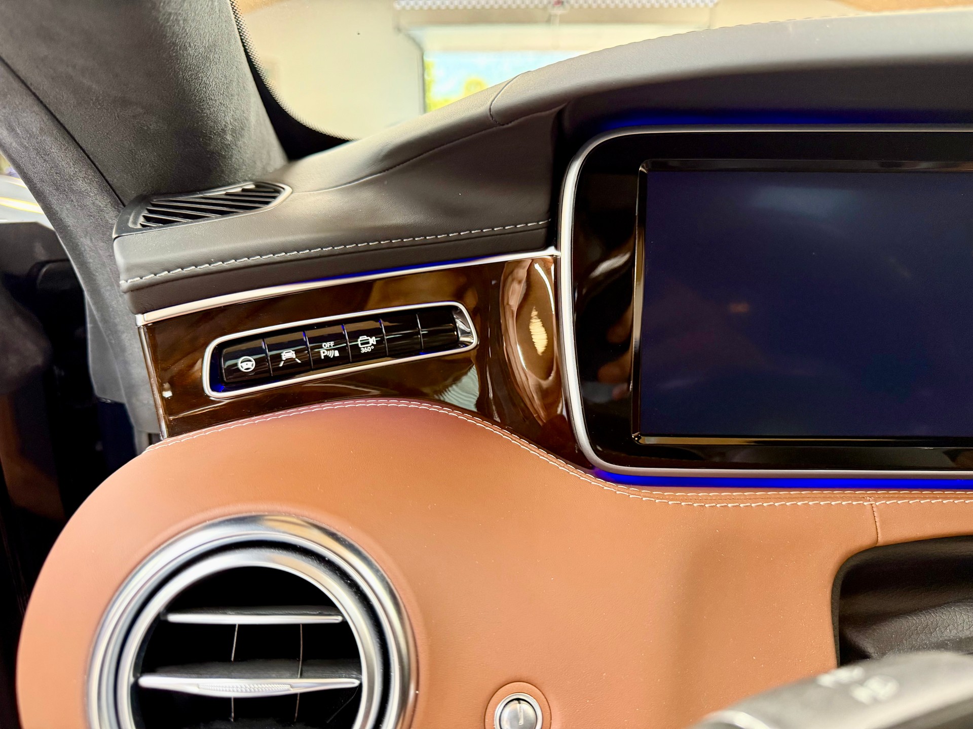 MERCEDES-BENZ S 500 Coupé 4Matic 7G-Tronic-image-14