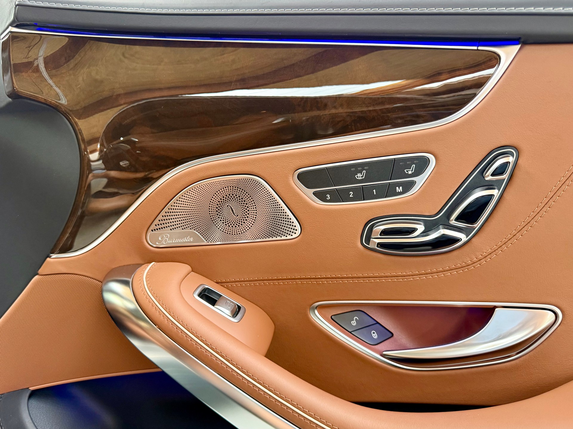 MERCEDES-BENZ S 500 Coupé 4Matic 7G-Tronic-image-13