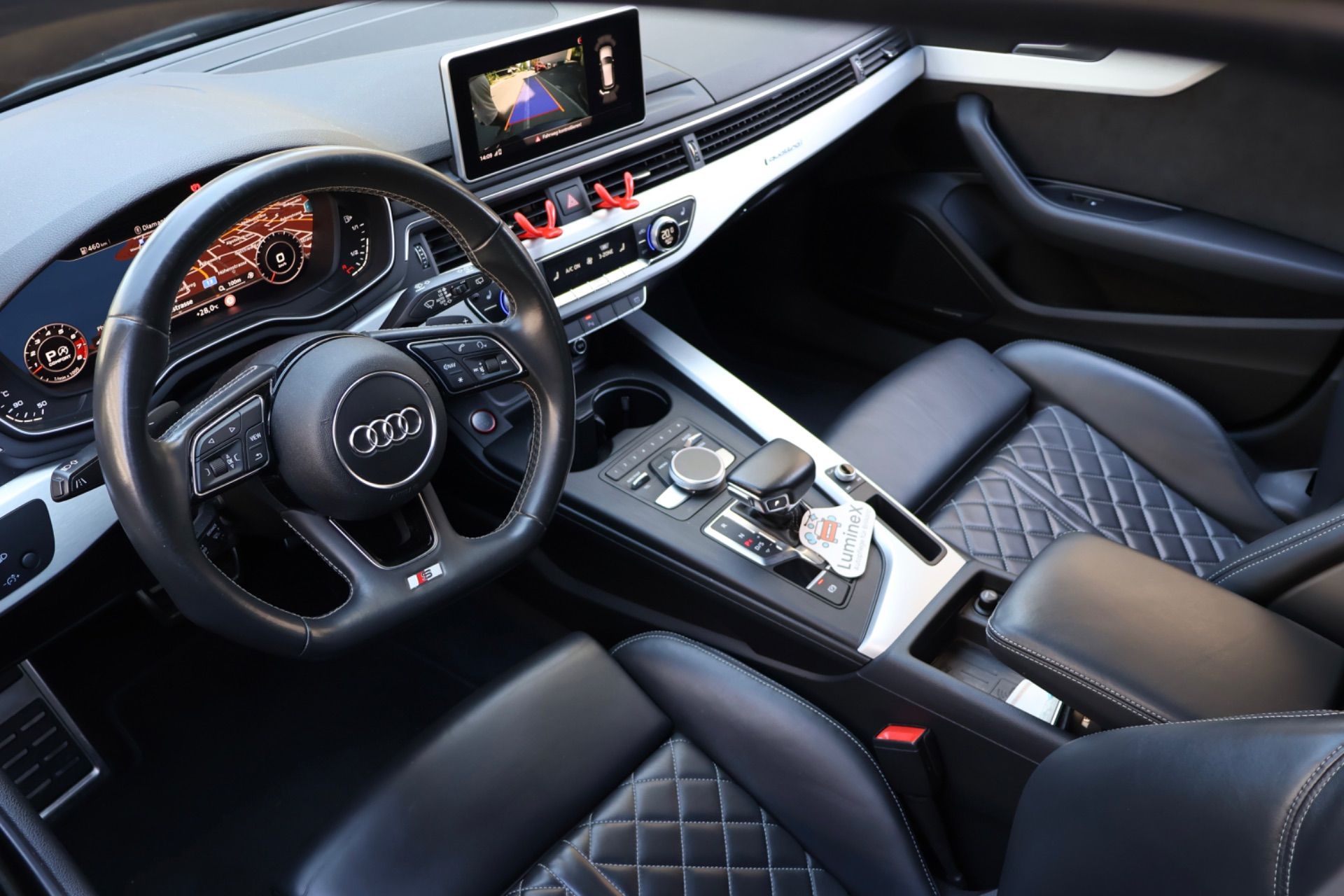 AUDI S4 3.0 TFSI quattro-image-4