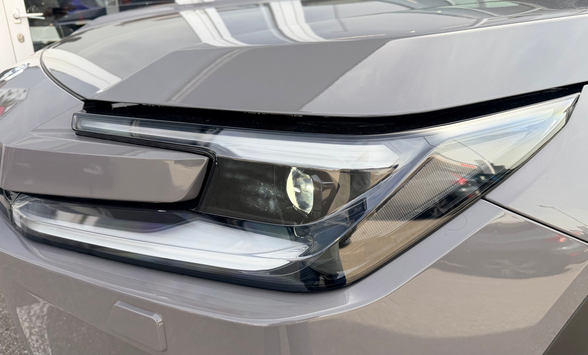 TOYOTA RAV-4 2.5 HSD Premium e-CVT AWD-image-4