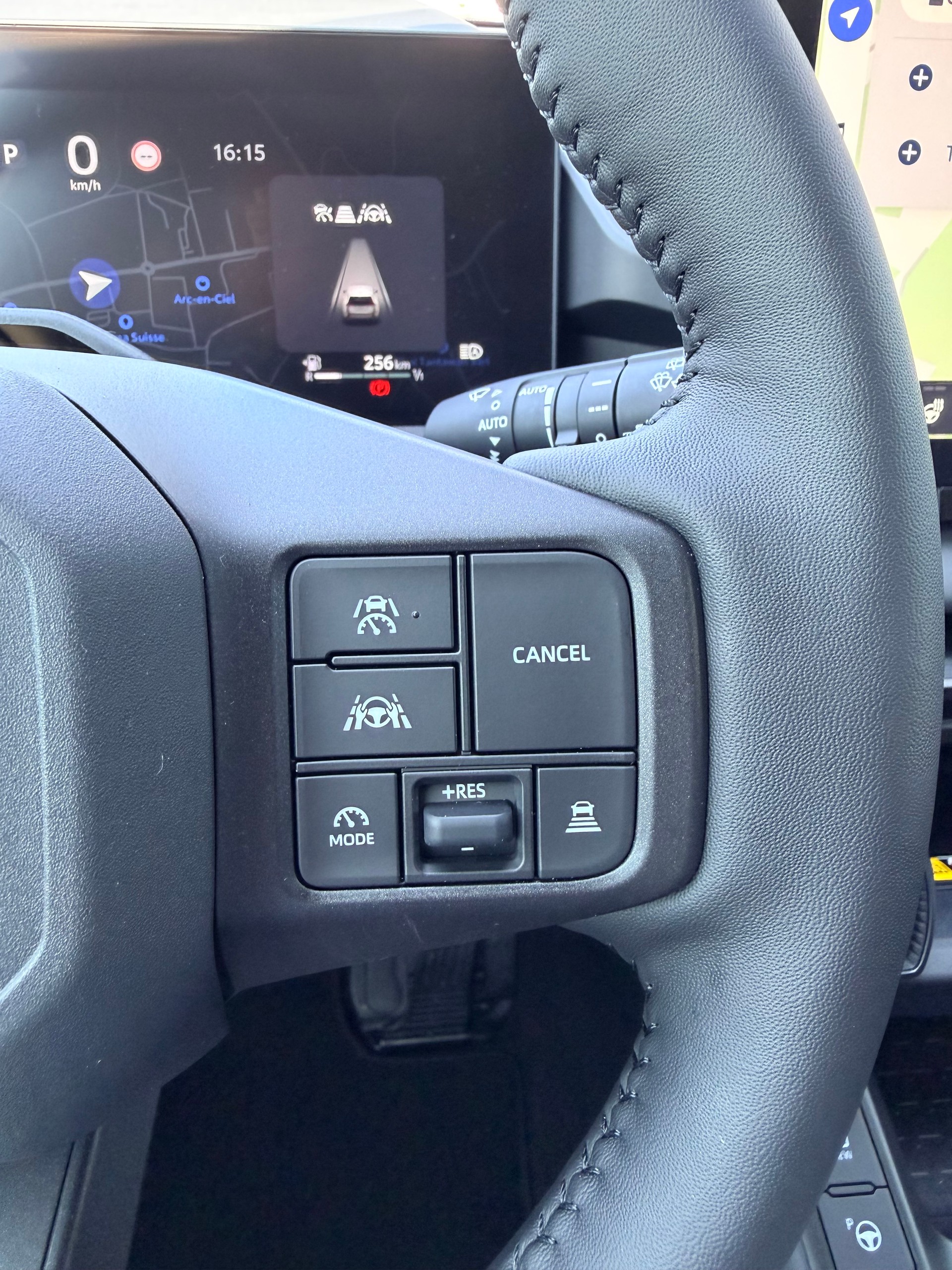 TOYOTA RAV-4 2.5 HSD Premium e-CVT AWD-image-18