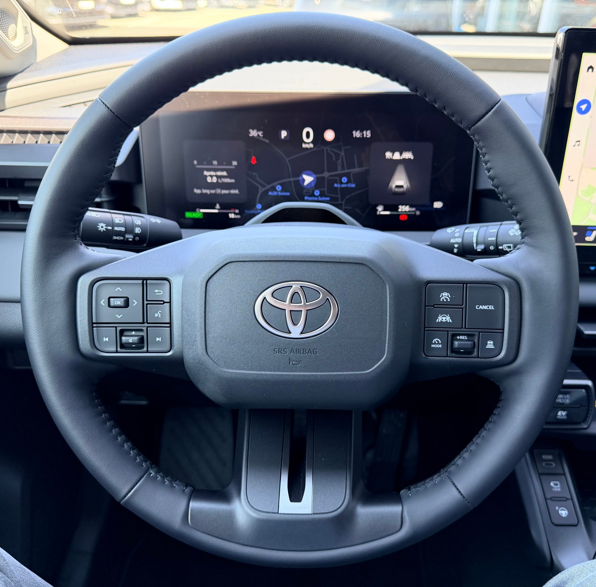 TOYOTA RAV-4 2.5 HSD Premium e-CVT AWD-image-16