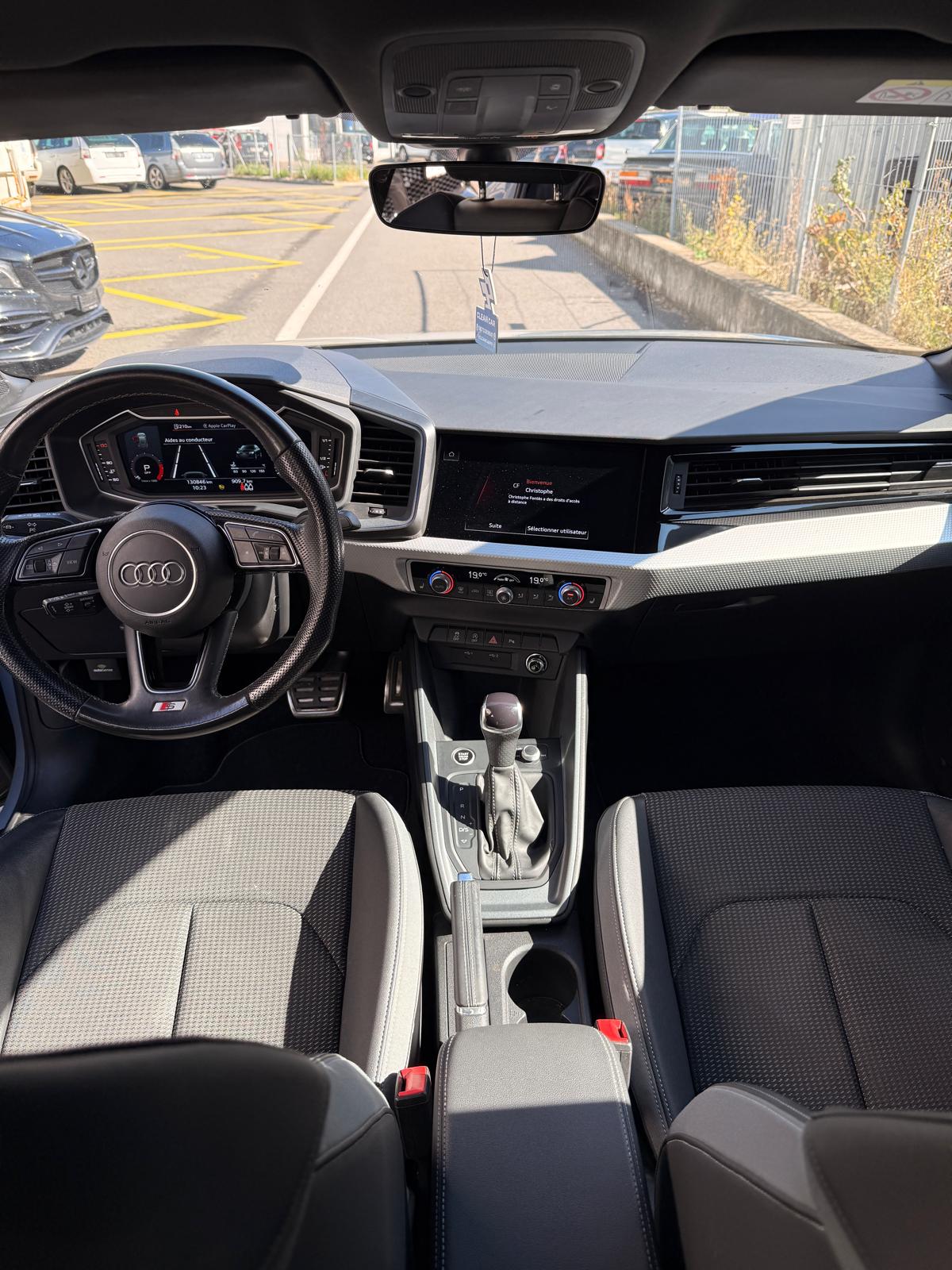 AUDI A1 Sportback 30 TFSI advanced Attraction S-tronic-image-11