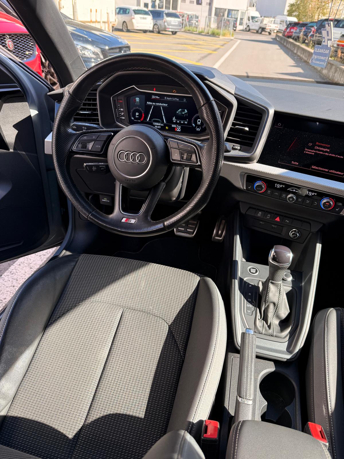 AUDI A1 Sportback 30 TFSI advanced Attraction S-tronic-image-10