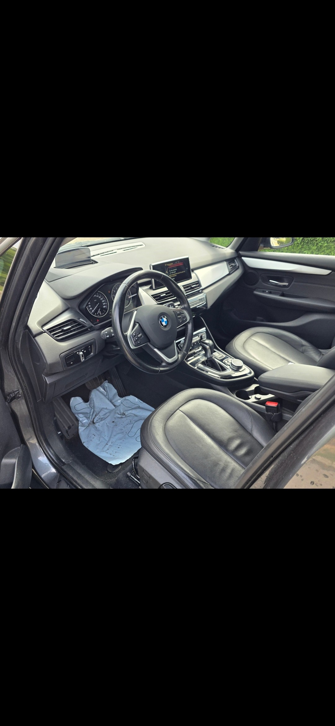 BMW 218i Active Tourer Luxury Line Steptronic-image-6