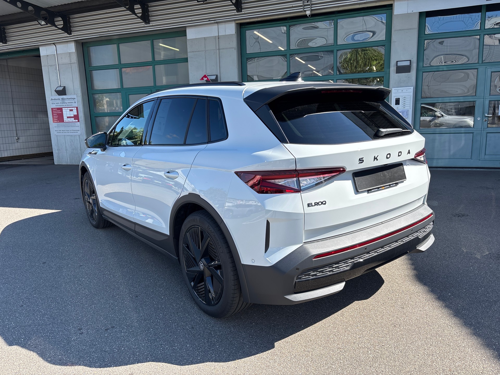 SKODA Elroq RS 4x4-image-7