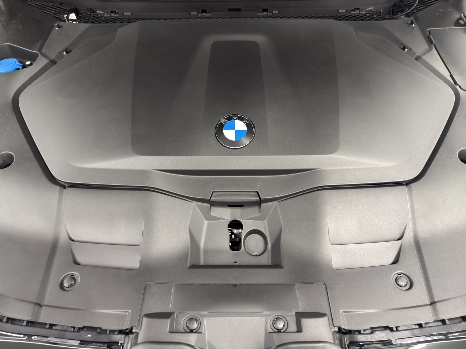 BMW iX3 40 M Sport Pro-image-23