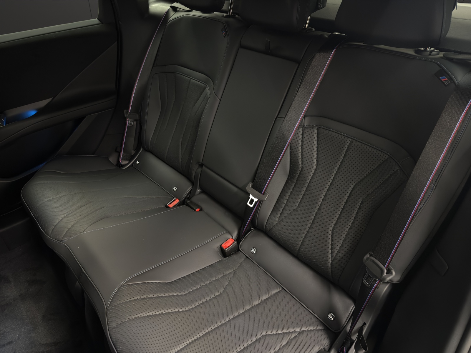 BMW iX3 40 M Sport Pro-image-15