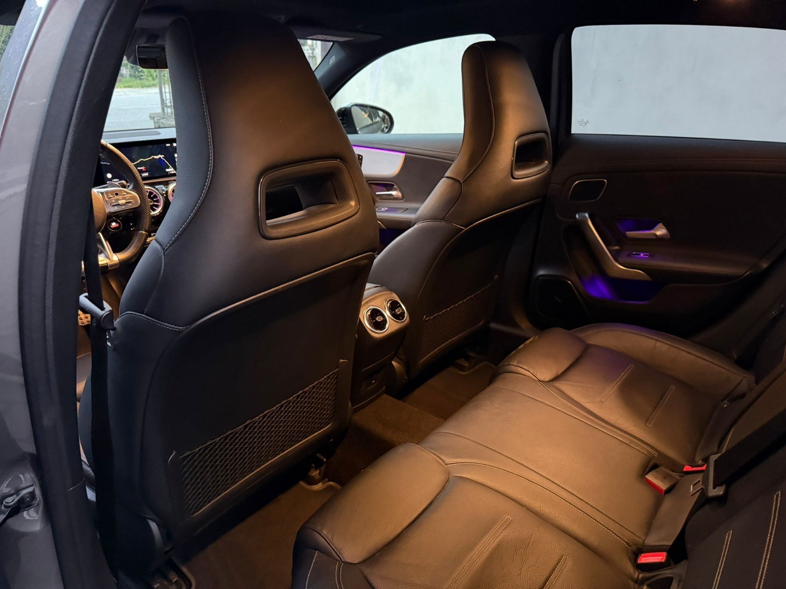 MERCEDES-BENZ A 45 S AMG 4matic+-image-7