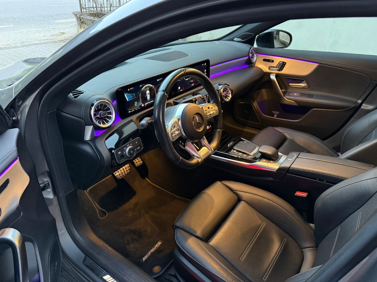 MERCEDES-BENZ A 45 S AMG 4matic+-image-5