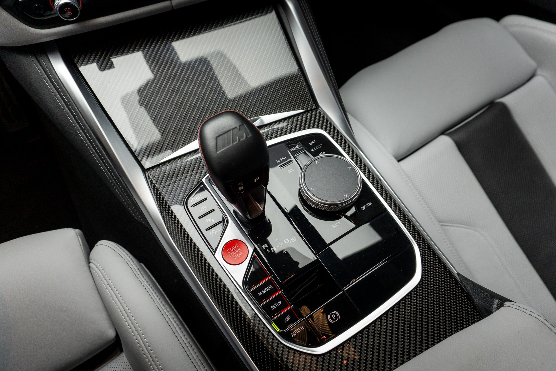 BMW M3 Touring xDrive Competition M-image-10