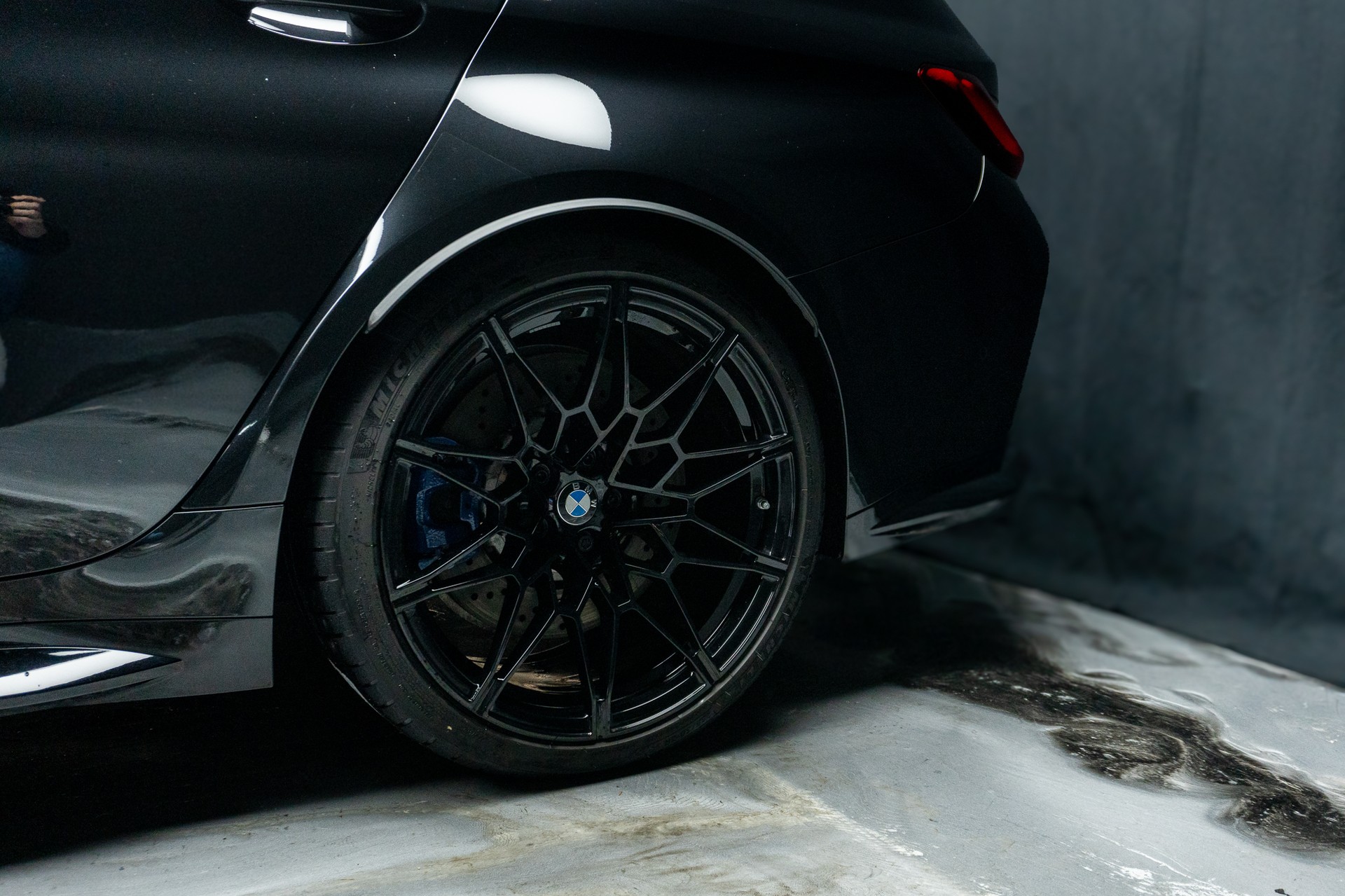 BMW M3 Touring xDrive Competition M-image-13