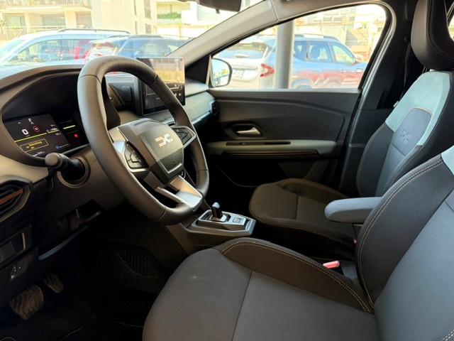 DACIA Jogger TCe 110 Extreme-image-7