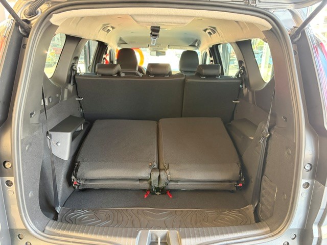 DACIA Jogger TCe 110 Extreme-image-15
