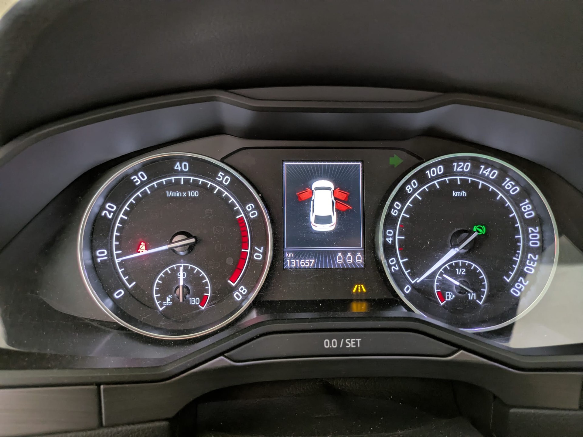 SKODA 1.8 TSI Style DSG-image-5