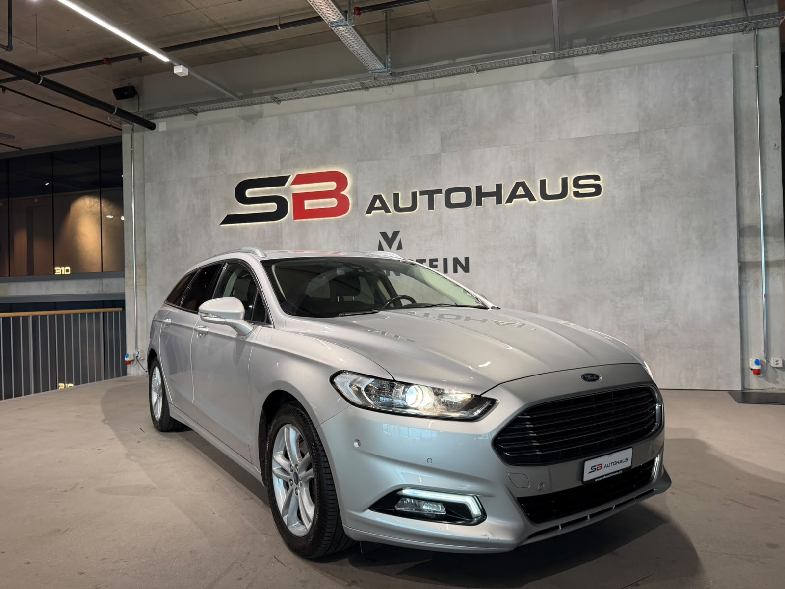 FORD Mondeo 2.0 TDCi Business Plus PowerShift (CH)-showroom-element-3