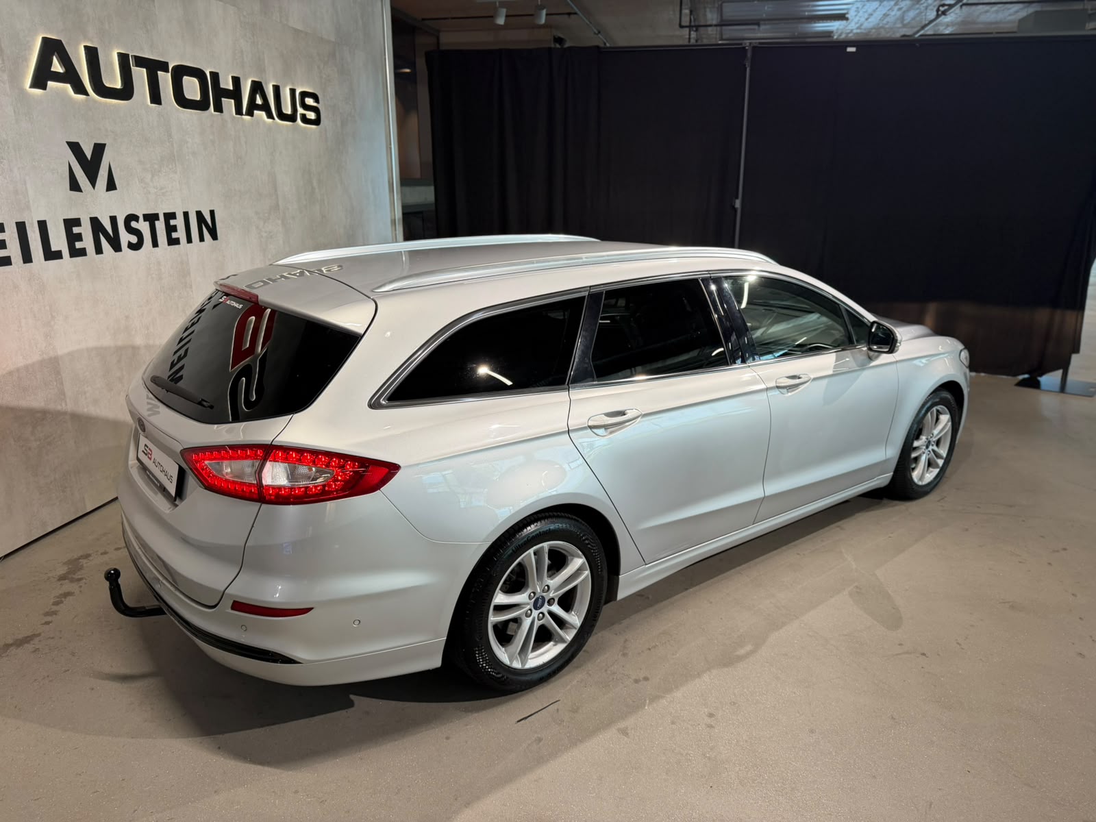 FORD Mondeo 2.0 TDCi Business Plus PowerShift (CH)-image-6