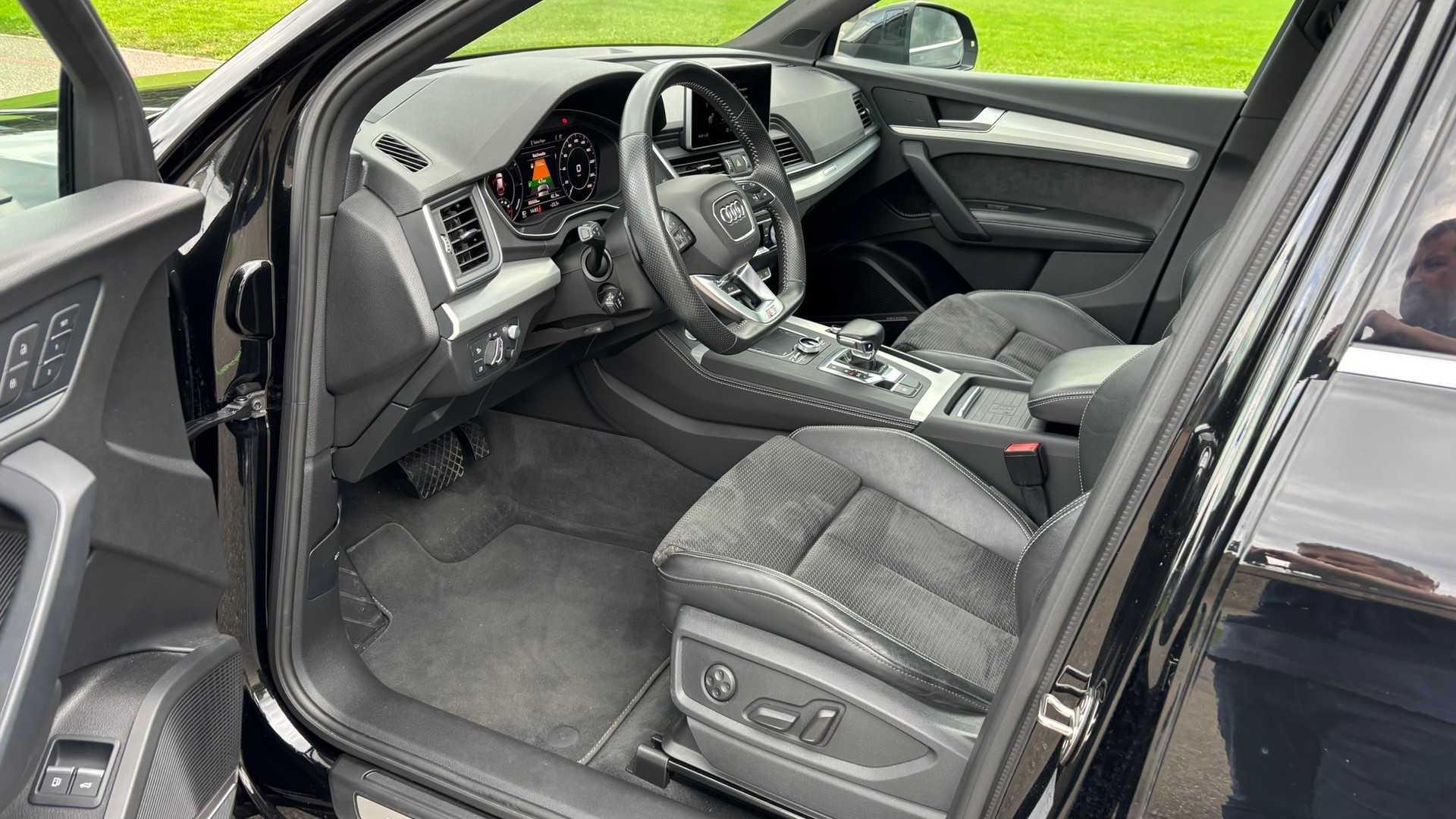 AUDI 2.0 55 TFSI e Sport qu. S-T-image-7