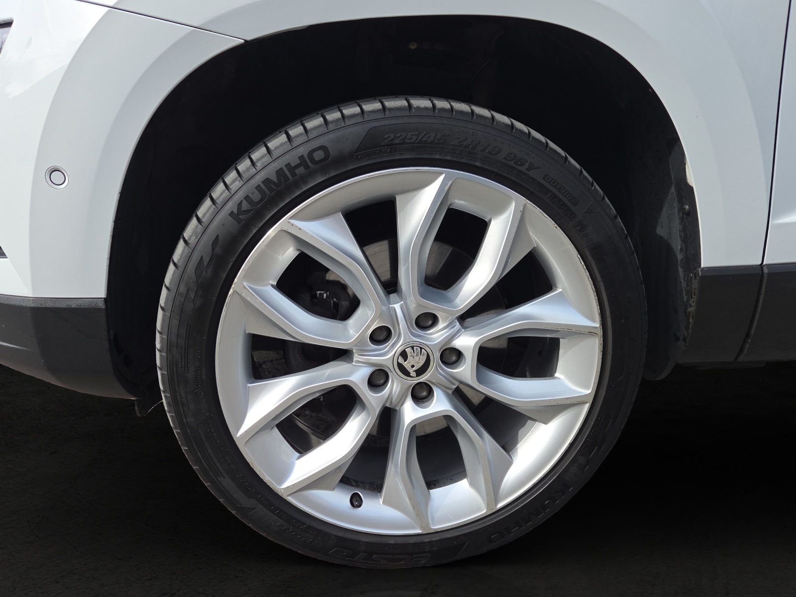 SKODA Karoq 2.0 TDI CR Style 4x4 DSG-image-8