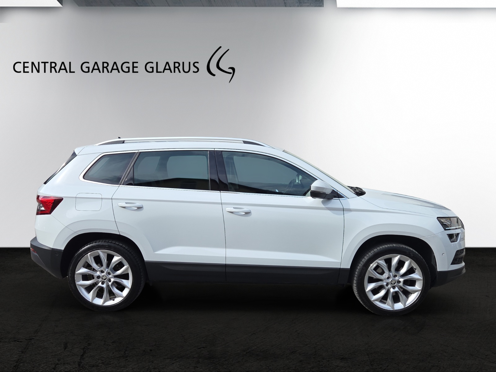 SKODA Karoq 2.0 TDI CR Style 4x4 DSG-image-4