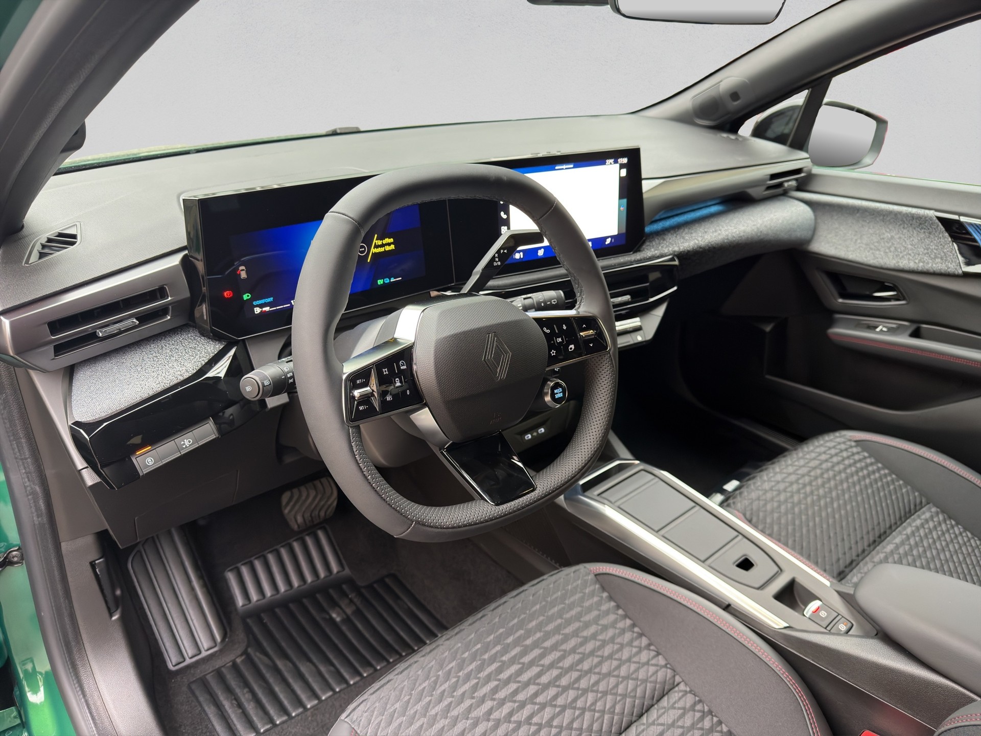 RENAULT Clio 1.8 E-Tech Techno-image-5