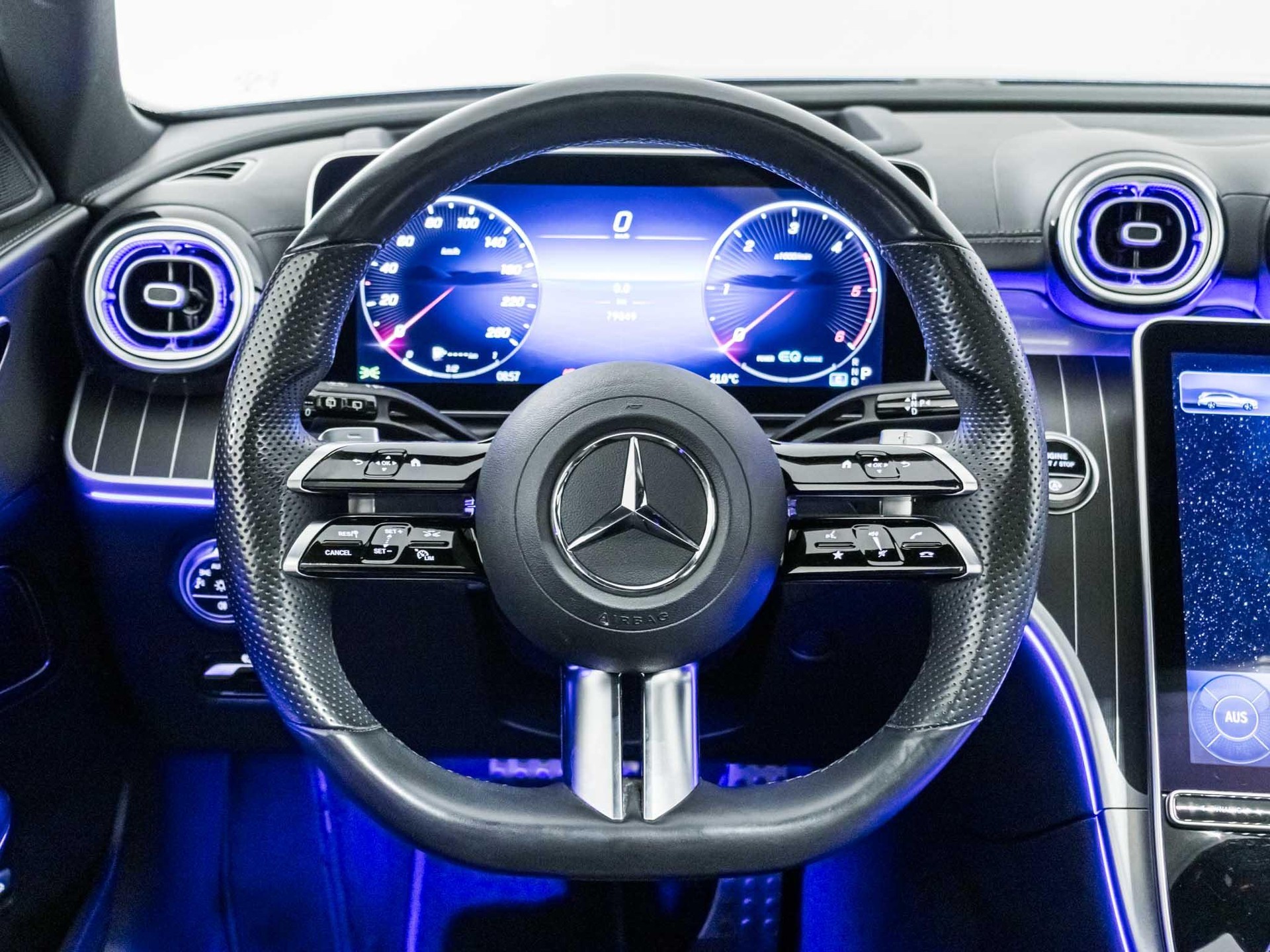 MERCEDES-BENZ C 220 d 4MATIC T-Modell-image-10