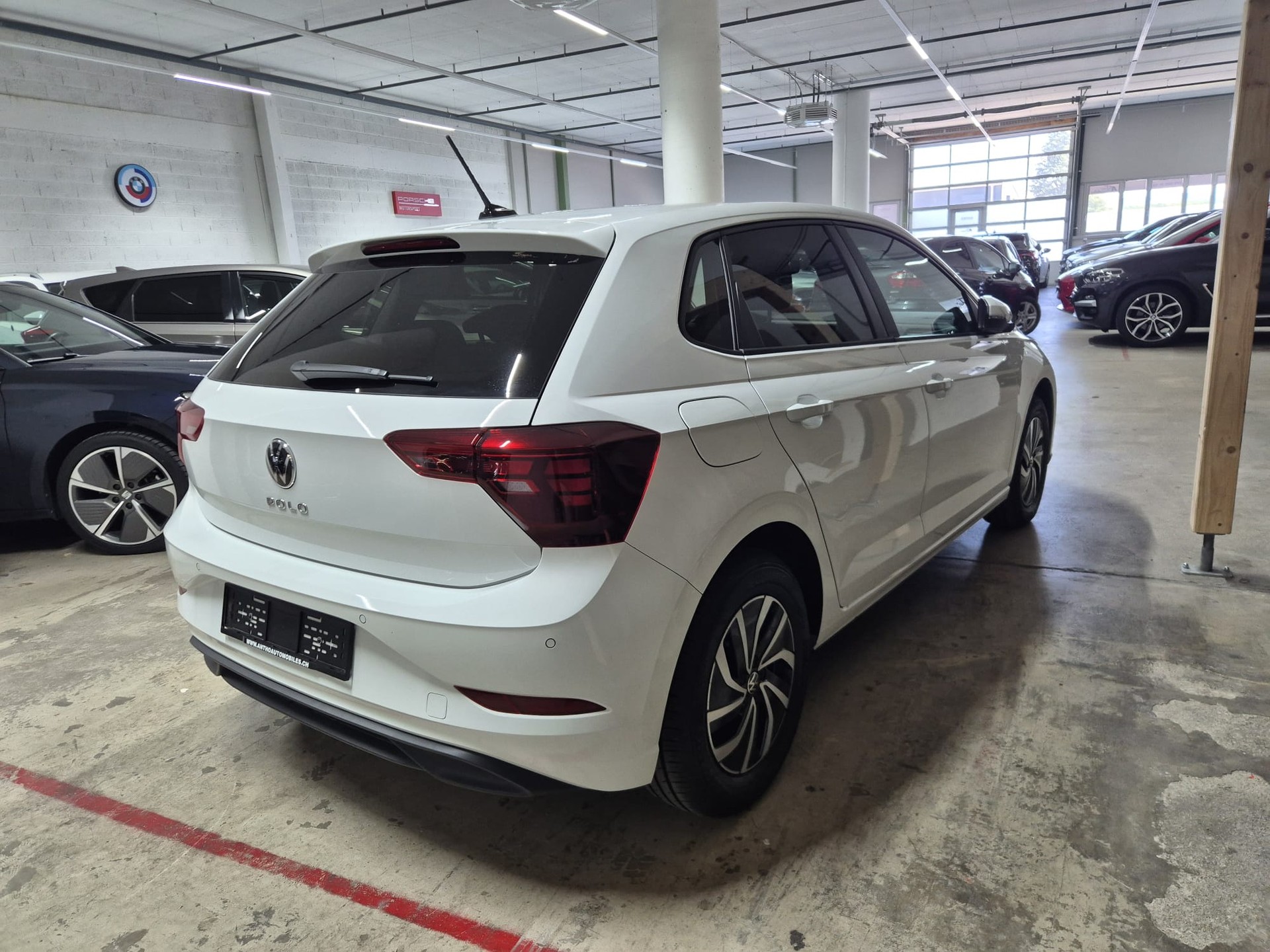 VW Polo 1.0 TSI Style-image-4