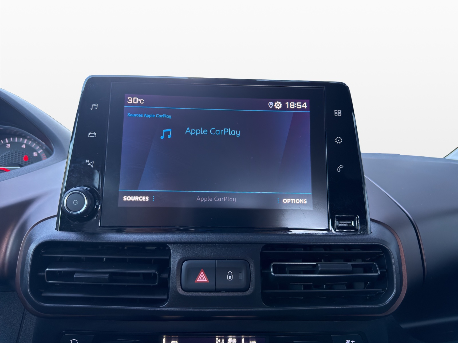 PEUGEOT Rifter 1.2 PureTech Allure EAT8-image-12