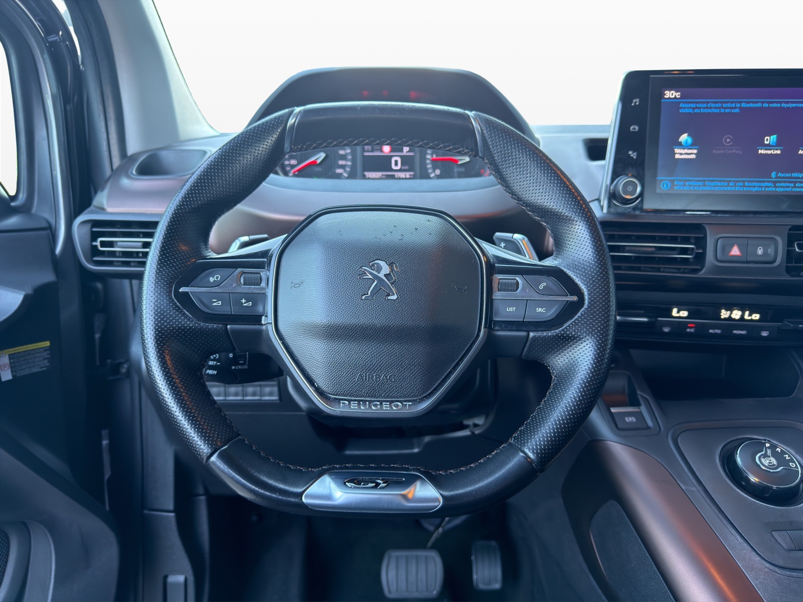 PEUGEOT Rifter 1.2 PureTech Allure EAT8-image-10