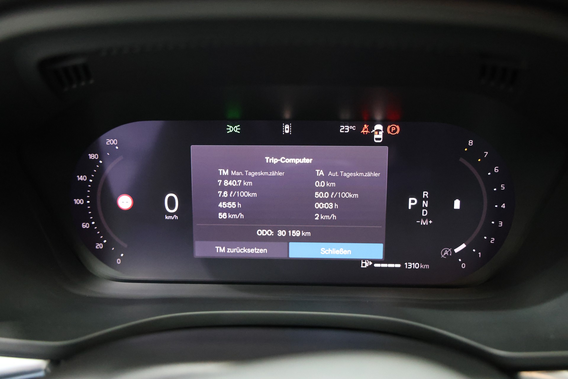 VOLVO XC60 B5 Benzin Mild Hybrid AWD Ultra Dark Geartronic-image-5