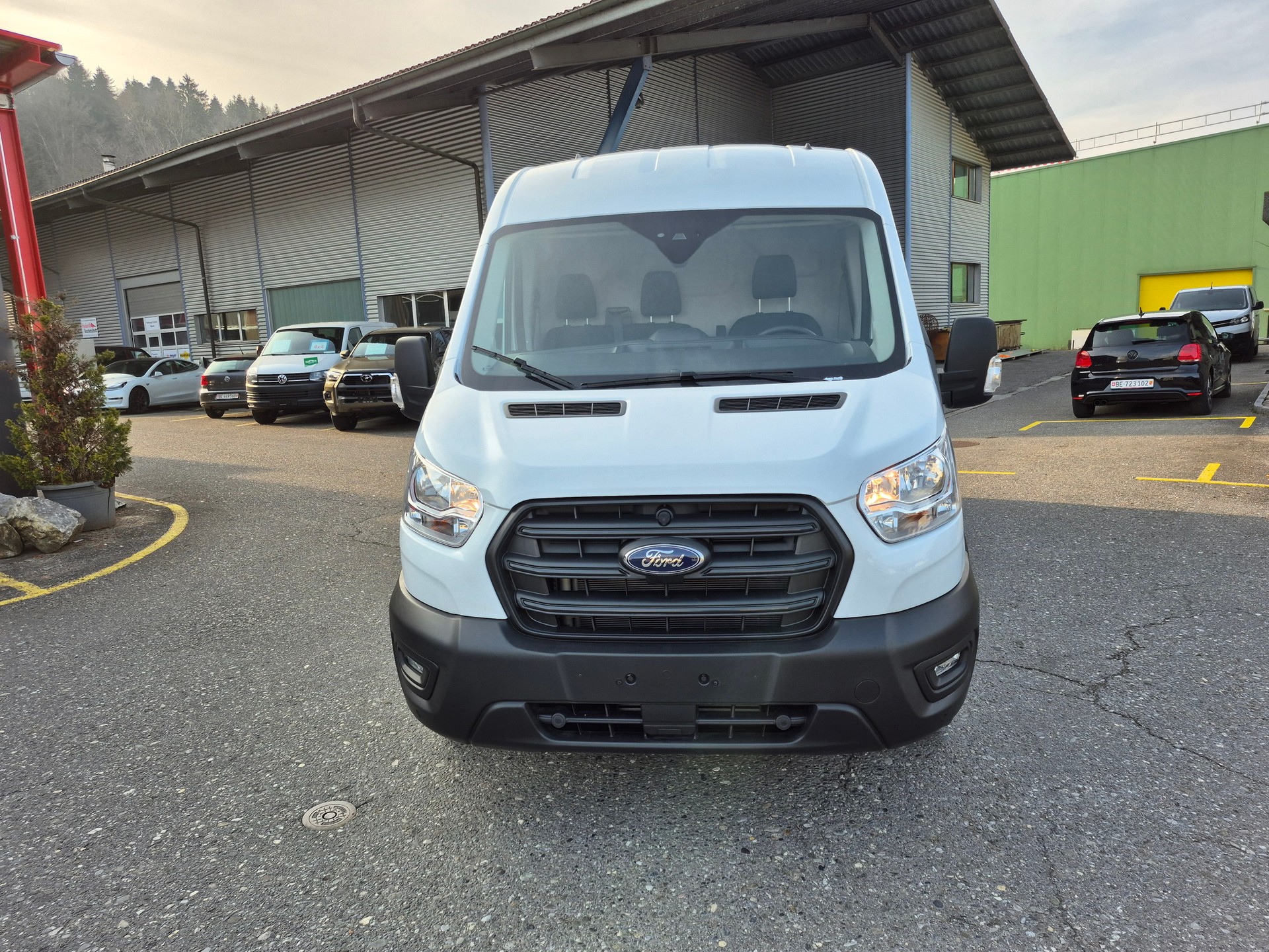 FORD Transit Van 350 L3 Trend 2.0 TDCi 130 HD FWD-image-1
