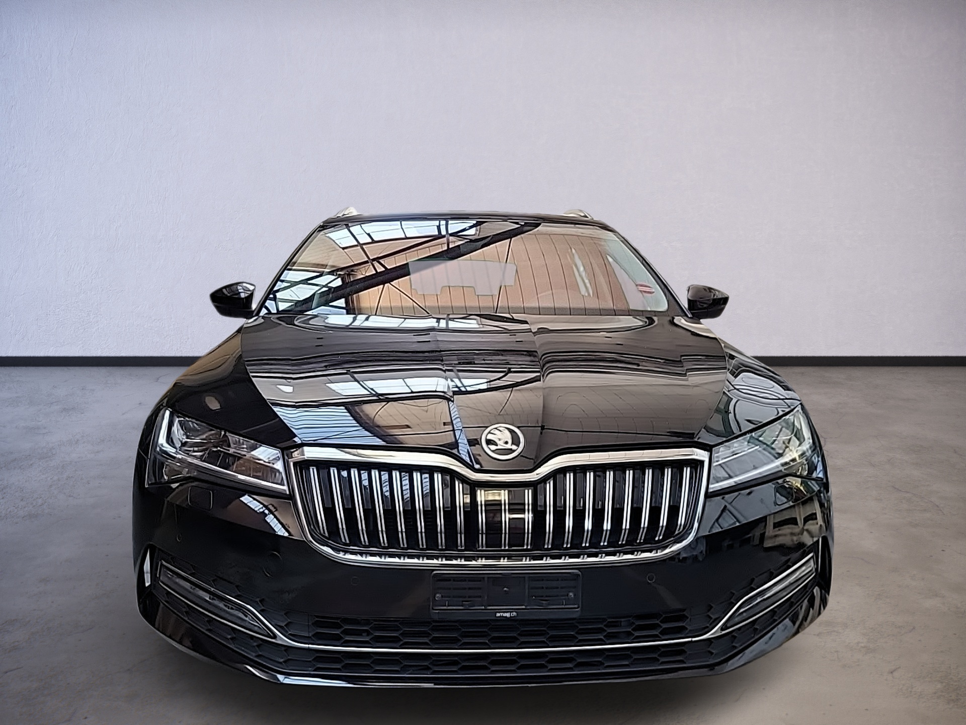 SKODA Superb Combi 2.0 TDi Style DSG-image-2