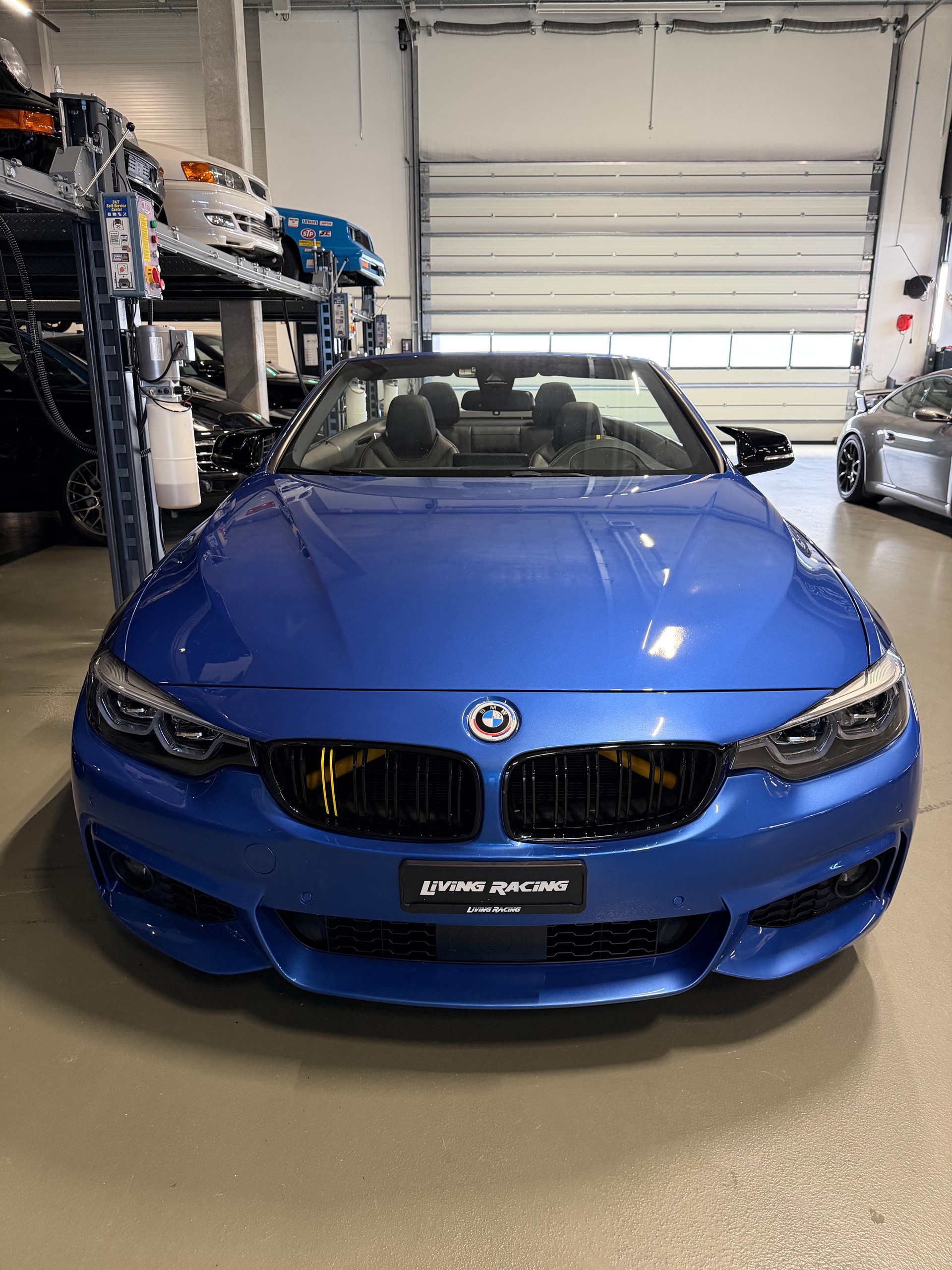 BMW 440i Cabriolet xDrive M Sport Steptronic-image-5