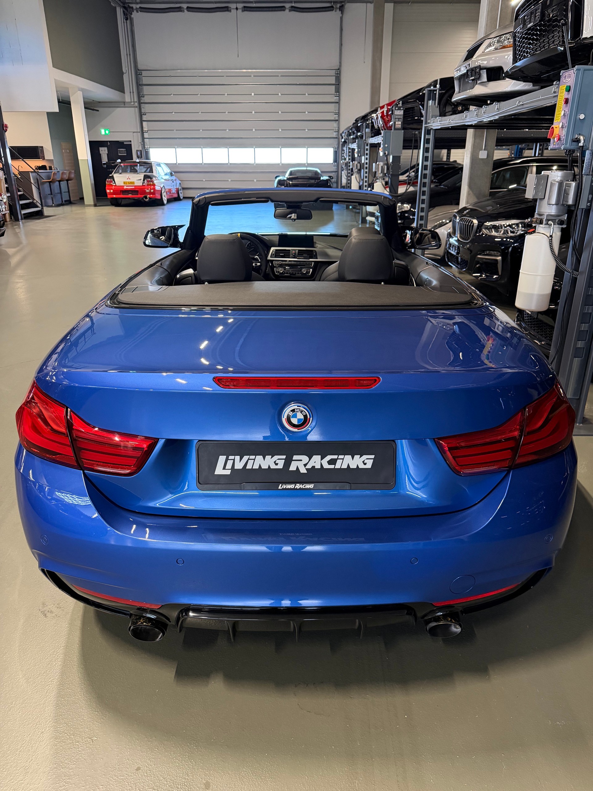 BMW 440i Cabriolet xDrive M Sport Steptronic-image-4