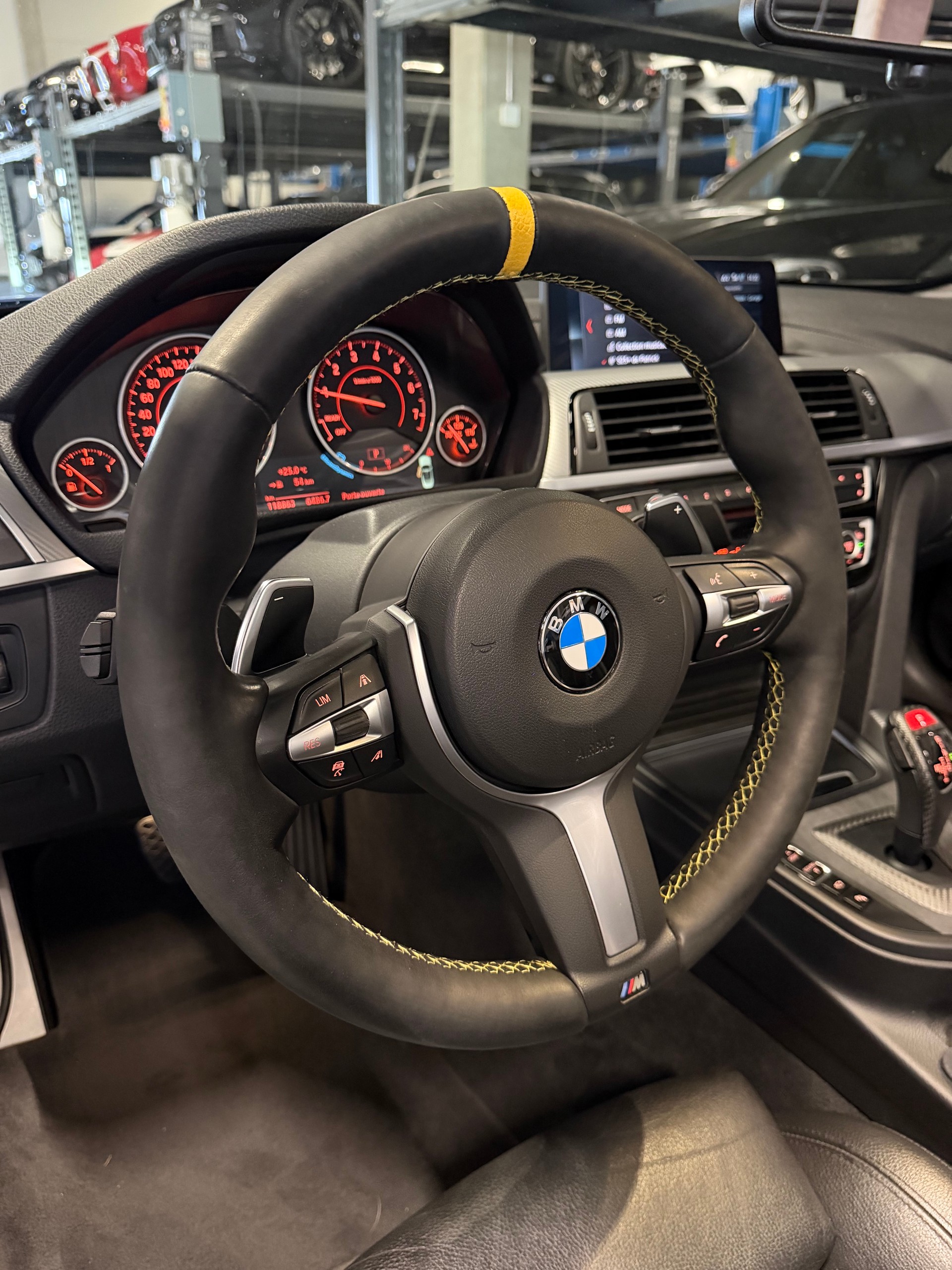 BMW 440i Cabriolet xDrive M Sport Steptronic-image-8